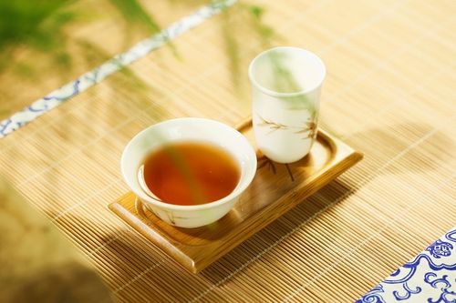 【新诗大观】年龄既长 圈子宜小||作者:渡兰君||诵读:文嘉(图4)