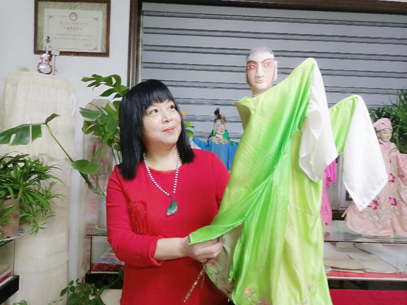 【新诗大观】飞翔的丹顶鹤——赞金巧福珠宝有限公司经理何燕锋文/李宁（图5）