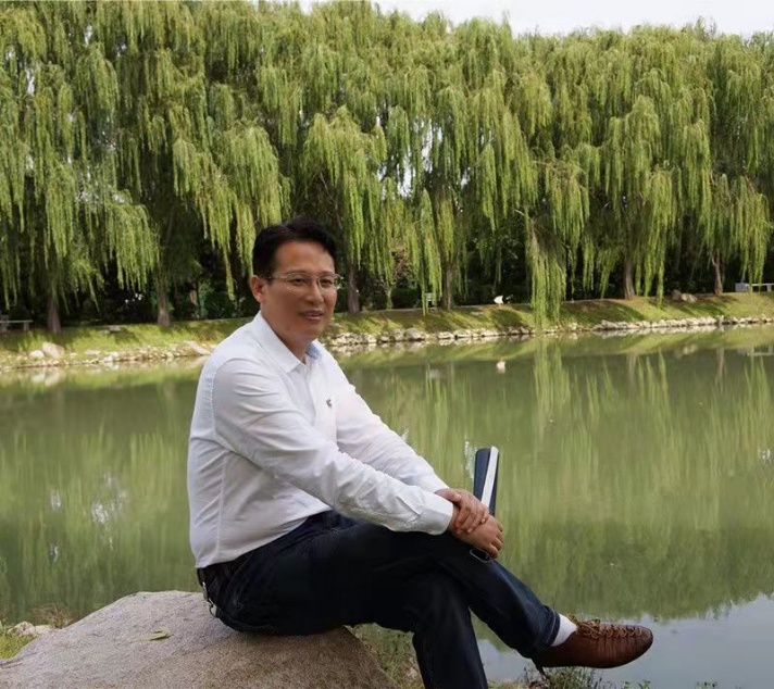 著名朗诵家康桥老师演绎自创作品：放声二月，拥抱春天｜海外头条（图7）