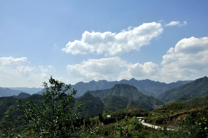 【新诗大观】山的这边||文/最美的时光（图3）