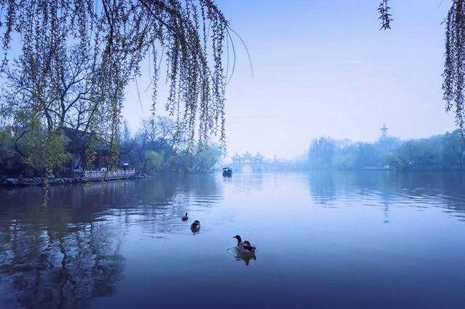 过年惊梦（外一首）王香谷（悉尼）【冰心文化传媒】制作 冰心（图4）