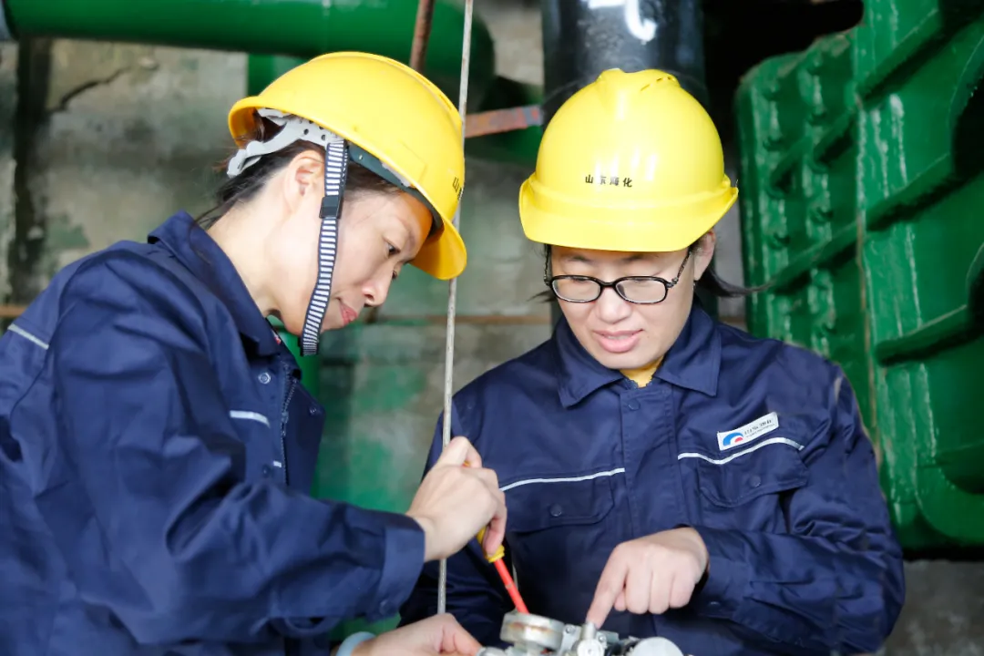【直击一线】海化集团各单位第一时间组织对山东省2022年工作动员大会精神进行学习贯彻（图3）