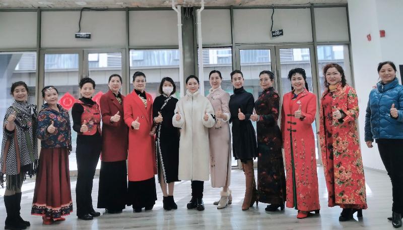 精心打造艺术团队 专注民族文化传播
