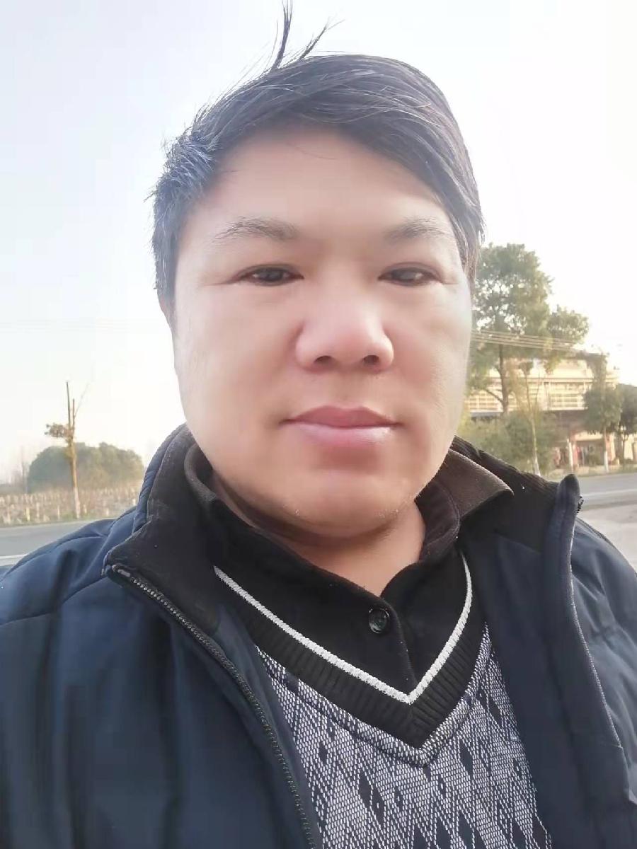       乡村的路口（外二首），作者彭意辉