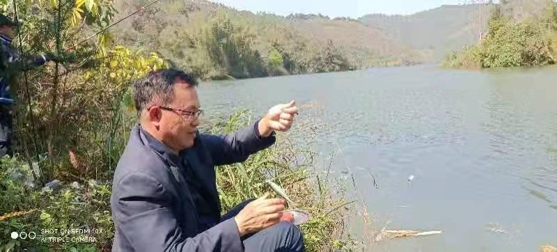 七律 暖春闲钓文/翰墨拾遗（图3）