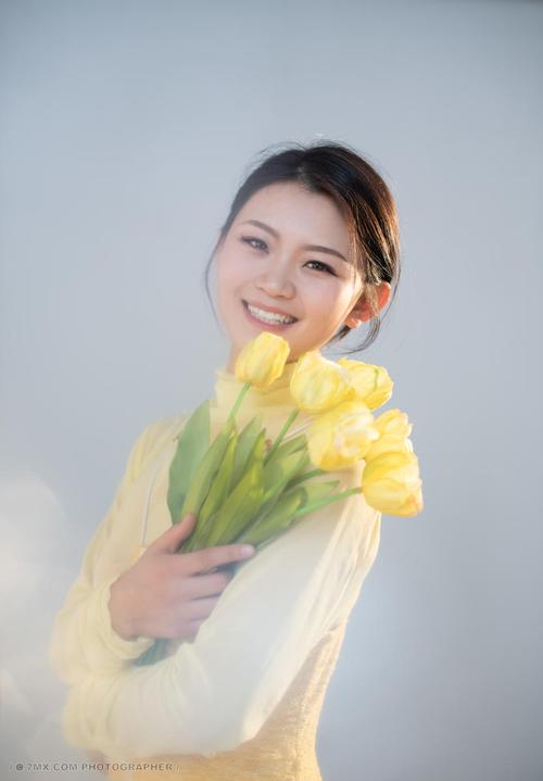 牧歌诗歌《我幸福，我是女人》主播：牧歌 编辑：香乡【北疆头条】（第177期）（图5）