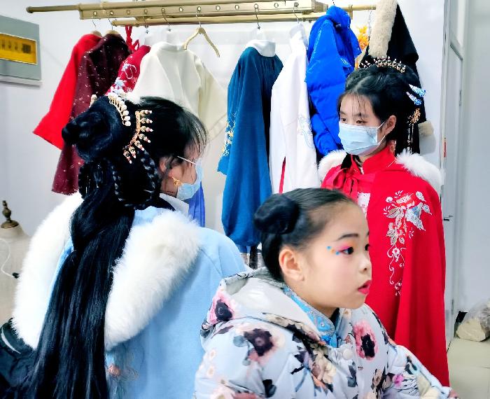 河南许昌：穿上汉服闹元宵——许昌市汉服文化交流协会元宵节之夜（图21）