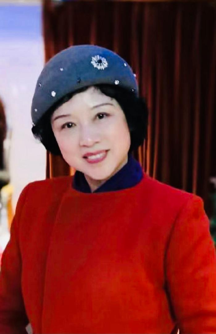 【海外诗译】精品双语合诵《眼前有一片花海》文｜婉晴、译｜Gerry 、审｜任诚刚、合诵｜云舒&张淑琴（图9）