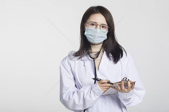 赵荣新：《百色全境隔离抗疫感慨》｜吉祥如意：深情主播｜中国桂林都市诗社587期｜韵芘胡桂芹感怀（图2）