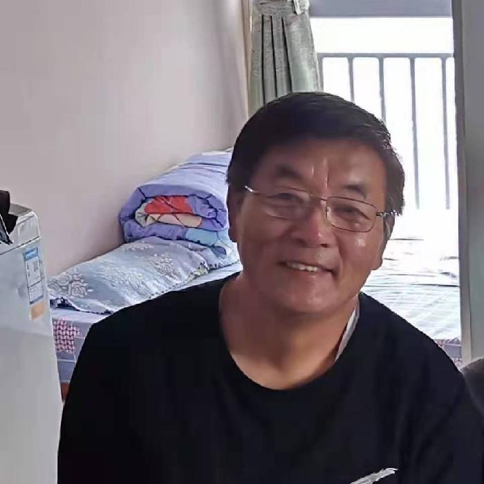 《中国爱情诗刊》 【中国爱情诗人档案】(第4208期)内蒙古诗人:李晓帆的诗(图2)