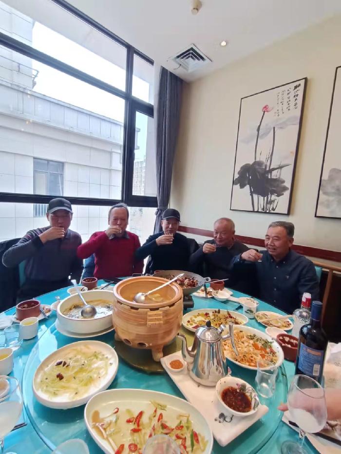 【老兵情怀】张富贵:壬寅年正月二十二日与同乡同年入伍同转油田的战友和唐明一诗友相聚有感(组诗五首)(图10)