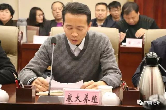 联机全球发布鹿鸣朗诵的刘晓平精品诗歌——《辉煌康大人》（图3）