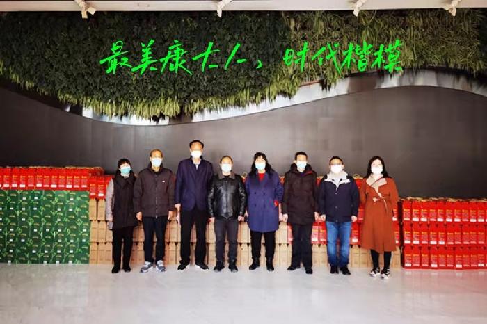 联机全球发布鹿鸣朗诵的刘晓平精品诗歌——《辉煌康大人》（图6）