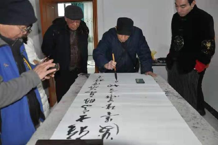 (中国)桂林灵川诗词协会欢迎黄小甜女士桂林访问|众诗家与韵芘胡桂芹遐思(图20)