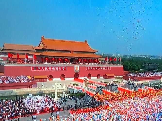 【九江文学社:北京头条】推荐欣赏傅塘根先生佳作《幸福是什么?》(图2)