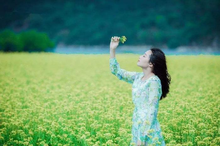 【新诗大观】你是春天里的阳光||文/最美的时光(图3)