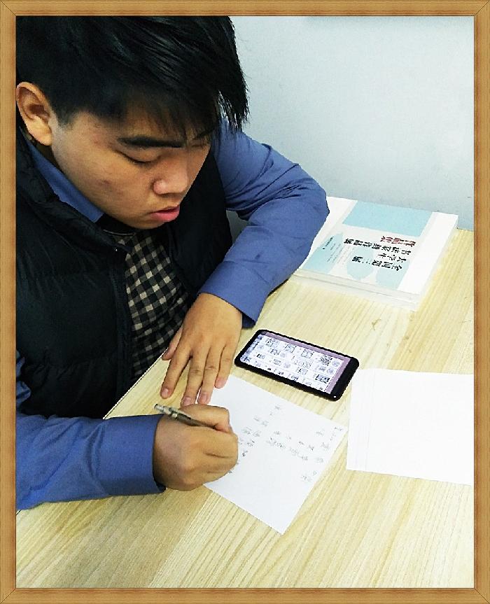 溯之（郑州）现代微诗两首【冰心文化传媒】（图4）