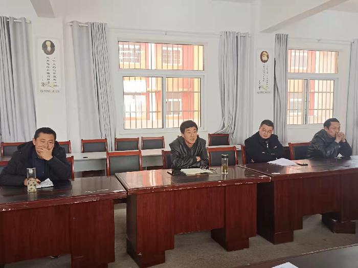 大同中学召开“双减”背景下初一年级班主任工作经验交流会(图6)