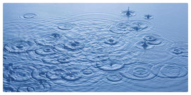 一滴雨ll作者 浮尘子ll诵读 穆赛玉 行若溪流 于江群(图3)