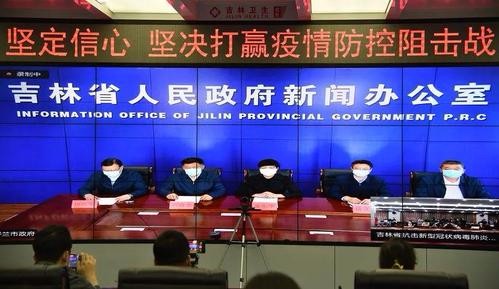 你们的心已把疫情解封——献给社区工作者和所有志愿者 作者:肖伟光 朗诵:翟翠红 京津沪头条