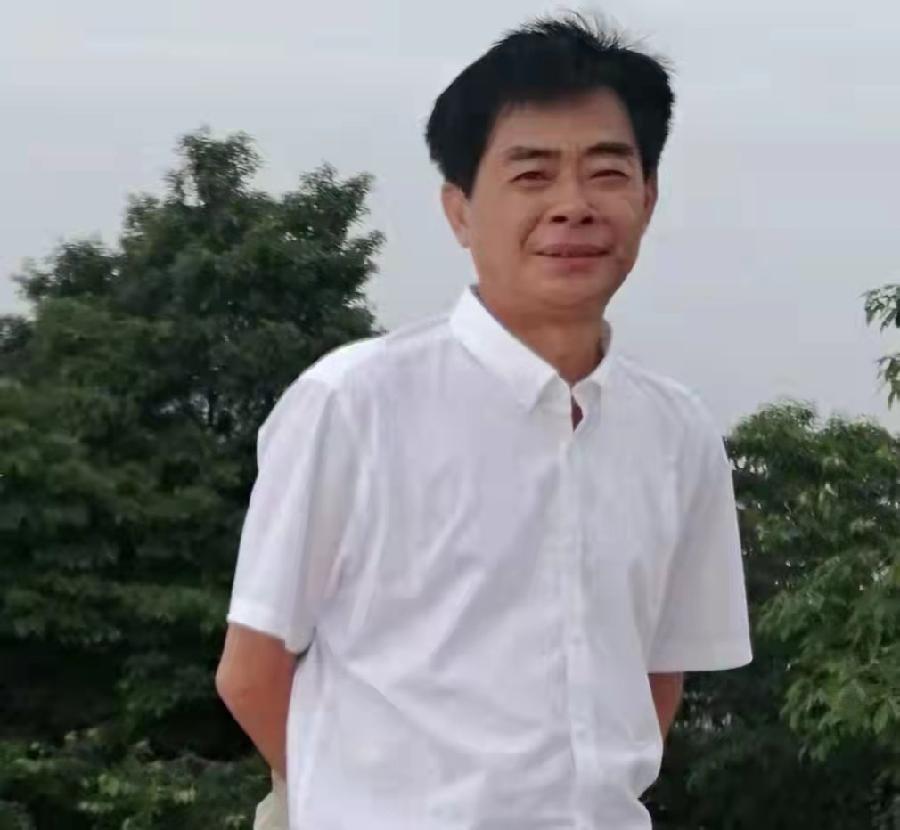 《中国爱情诗刊》 -【中国爱情诗人档案】(第4284期)重庆诗人:李傻的诗(图2)