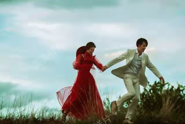 著名歌手张泽艳,孙占波倾情演唱《桃花江情歌》李文亚作词,杨晓波作曲|海外头条(图20)