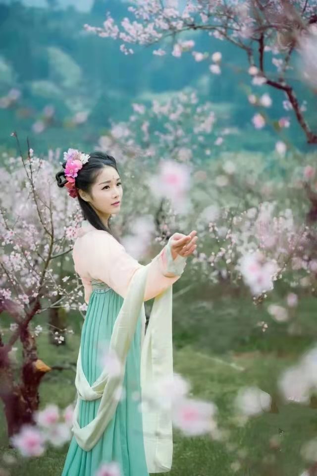 著名歌手张泽艳,孙占波倾情演唱《桃花江情歌》李文亚作词,杨晓波作曲|海外头条(图14)