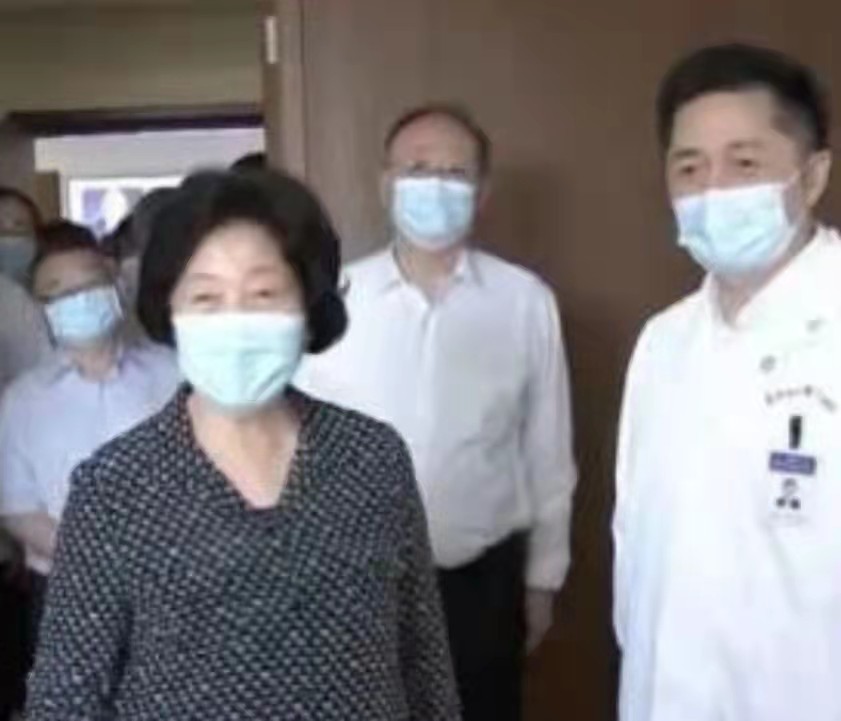 长春头条 - 抗疫组诗之五 作者/刘锦辉 主播/陈丽娟(图2)