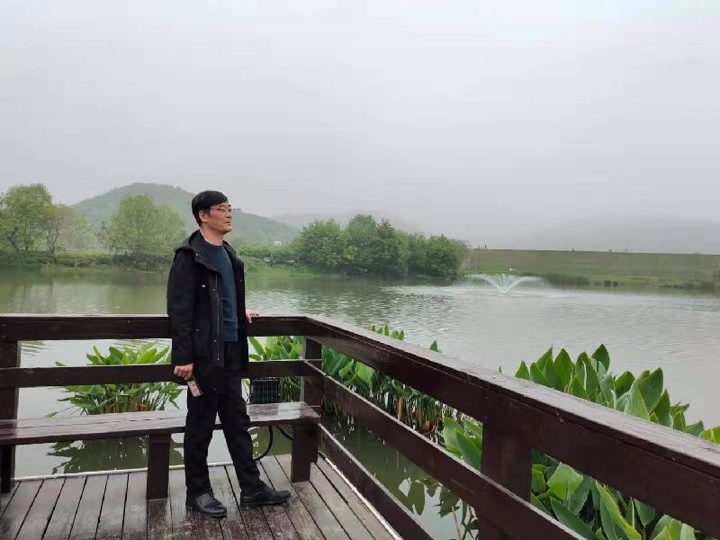 泰山之巅 作者：严宏宇 京津沪头条（图5）