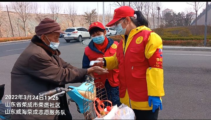 千灯共燃守一城 同心抗疫护家园(图2)