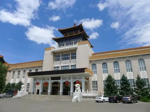 于家荣老师散文系列《卜奎大街》主播:雪绣冰绮 编辑:小鱼【北疆文萃】(第44期)(图8)