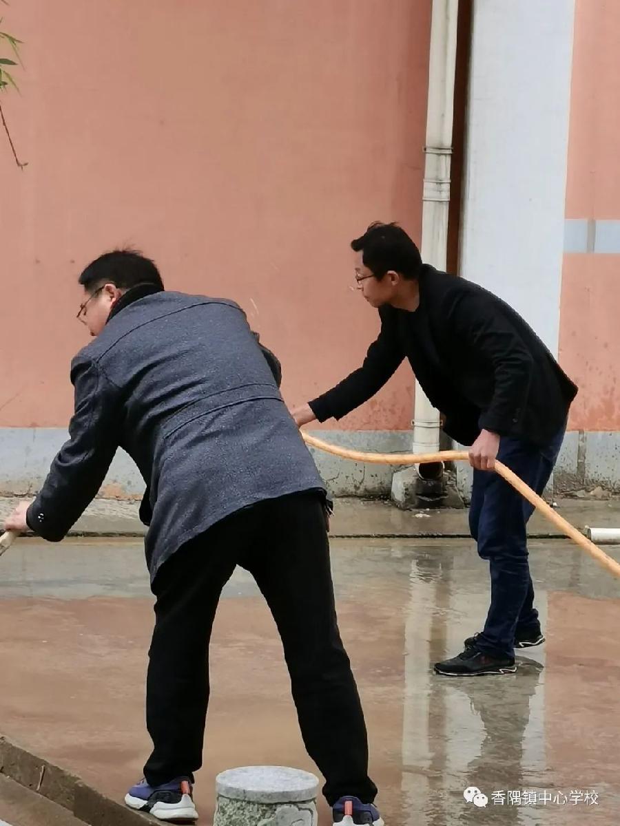 东至香隅镇中心学校大力开展疫情防控工作(图5)