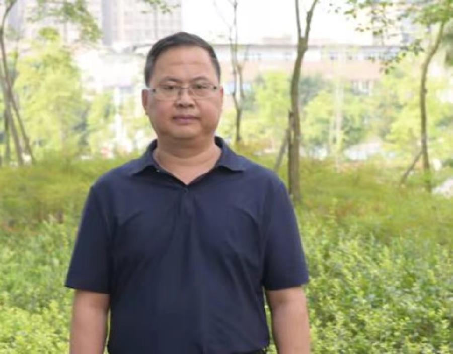 《中国爱情诗刊》 【中国爱情诗人档案】（第4330期）四川诗人：周春文的诗（图2）