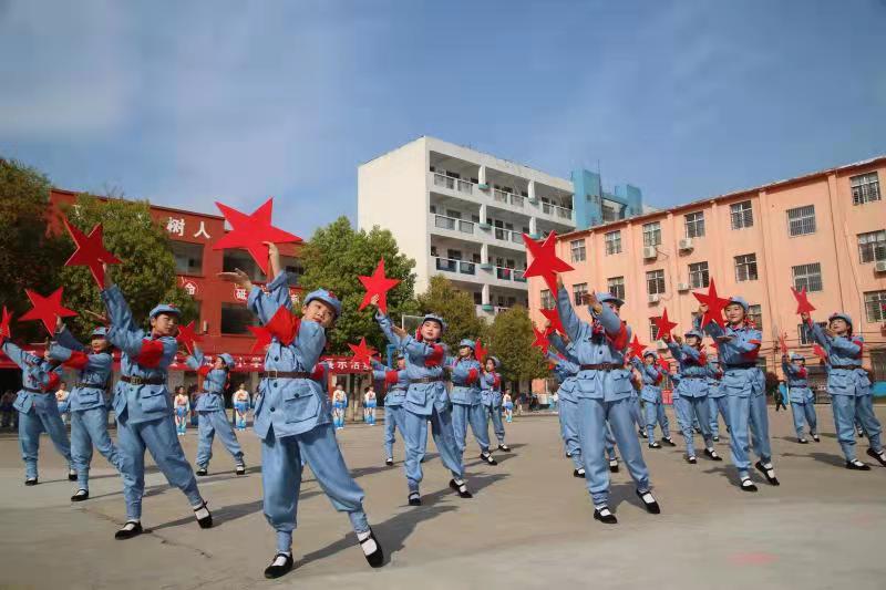 河南：“双减”落地“延时”生花——宝丰县春风路小学课后服务展示活动