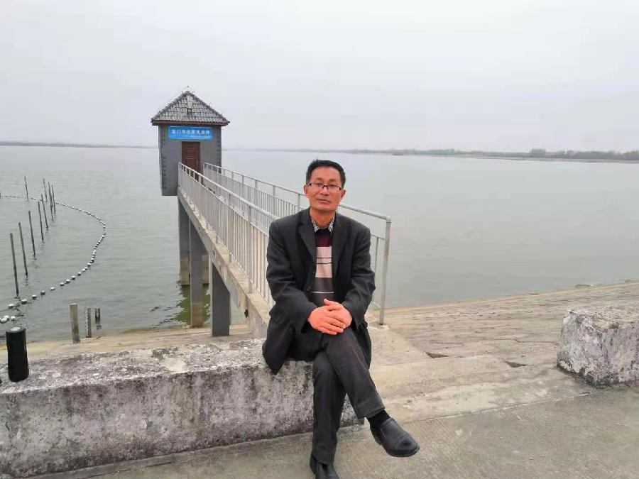 春情呓语：作者 东边日出｜海外头条（图4）