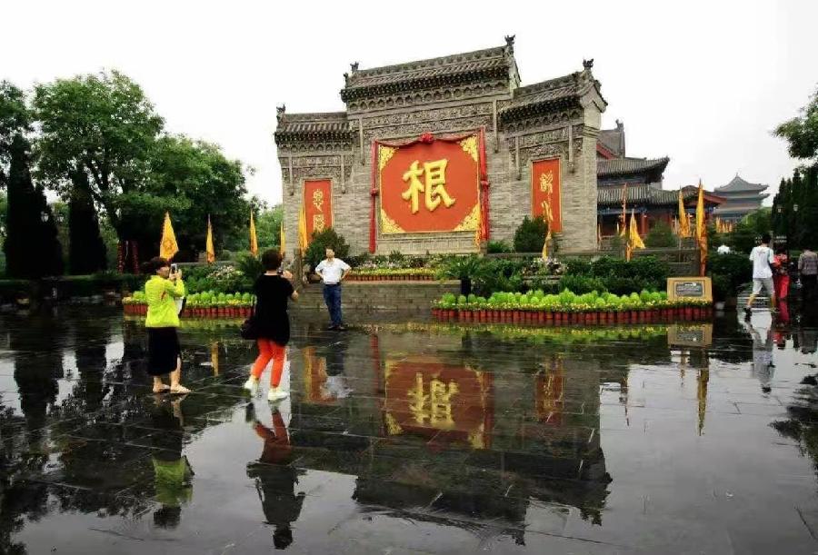 〔古风两首〕咏古大槐树公园寻根祭祖 作者 卢会生 山西【冰心文化传媒】(图5)