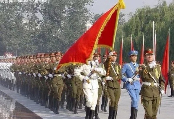 期盼解禁 作者：陈忠庆 诵读：陈丽娟（图13）