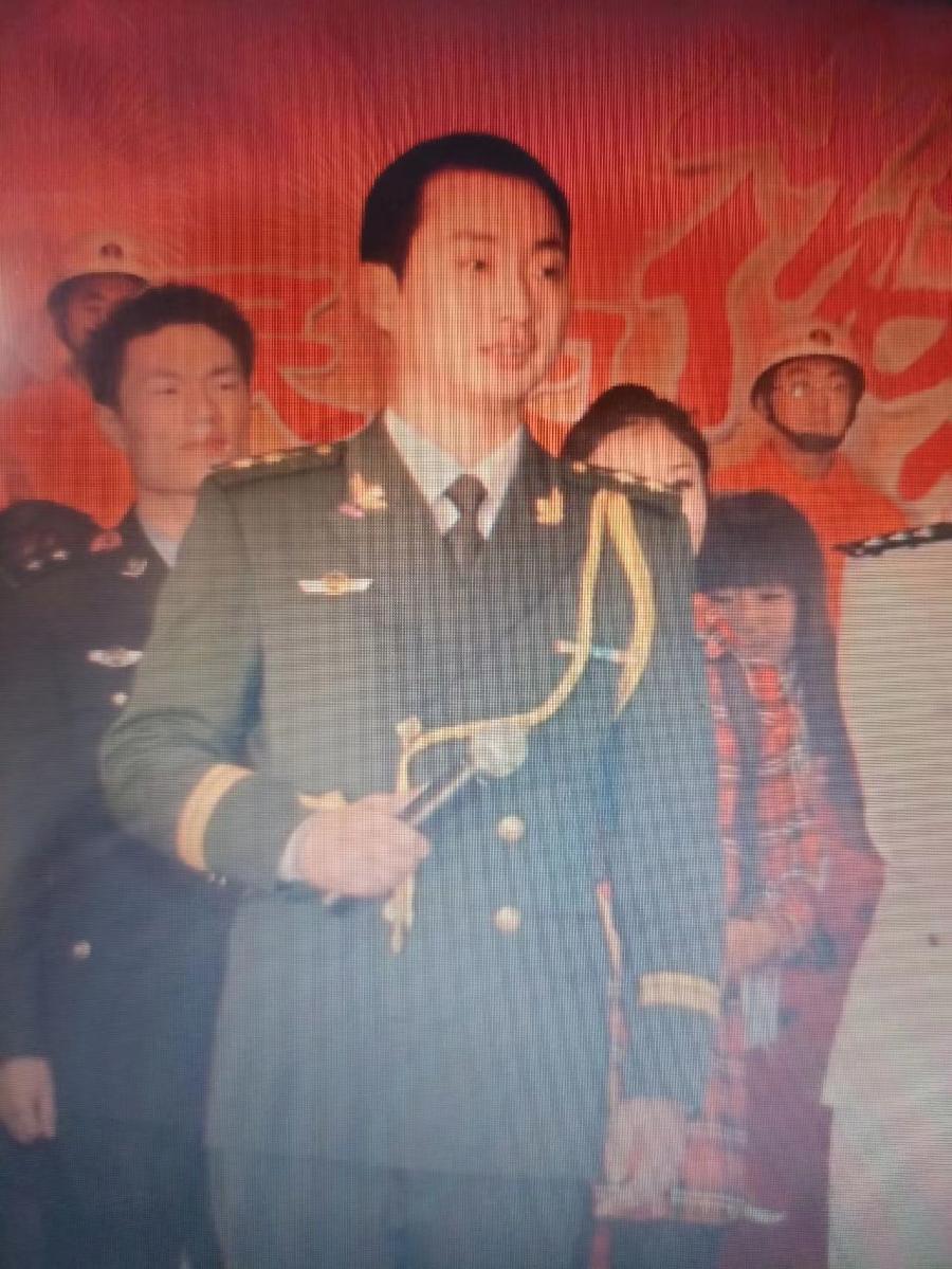 飞满风筝的春天 文/孙艳华 朗诵 / 耿金磊(图9)