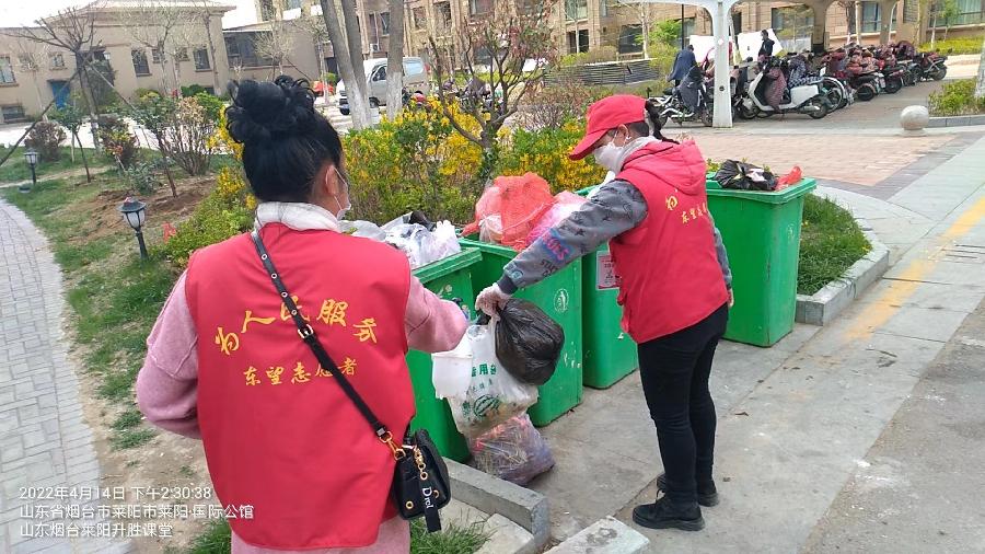 隔离群众的守护人 志愿引领时代新风(图4)