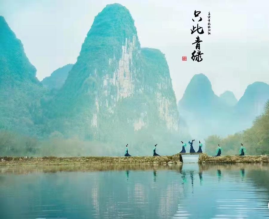 雷学刚:大美万盛