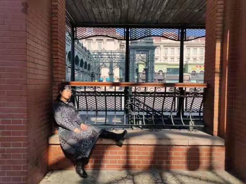 《两岸春风关不住》文/青莲雨润【北欧总社】世界诗人名人展（8465）（图3）