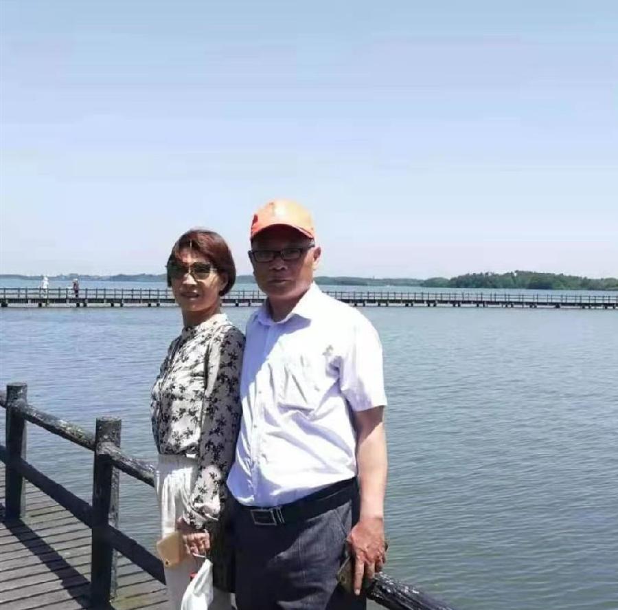 海子别了燕园(安徽东至大渡口中学 吴开顺)