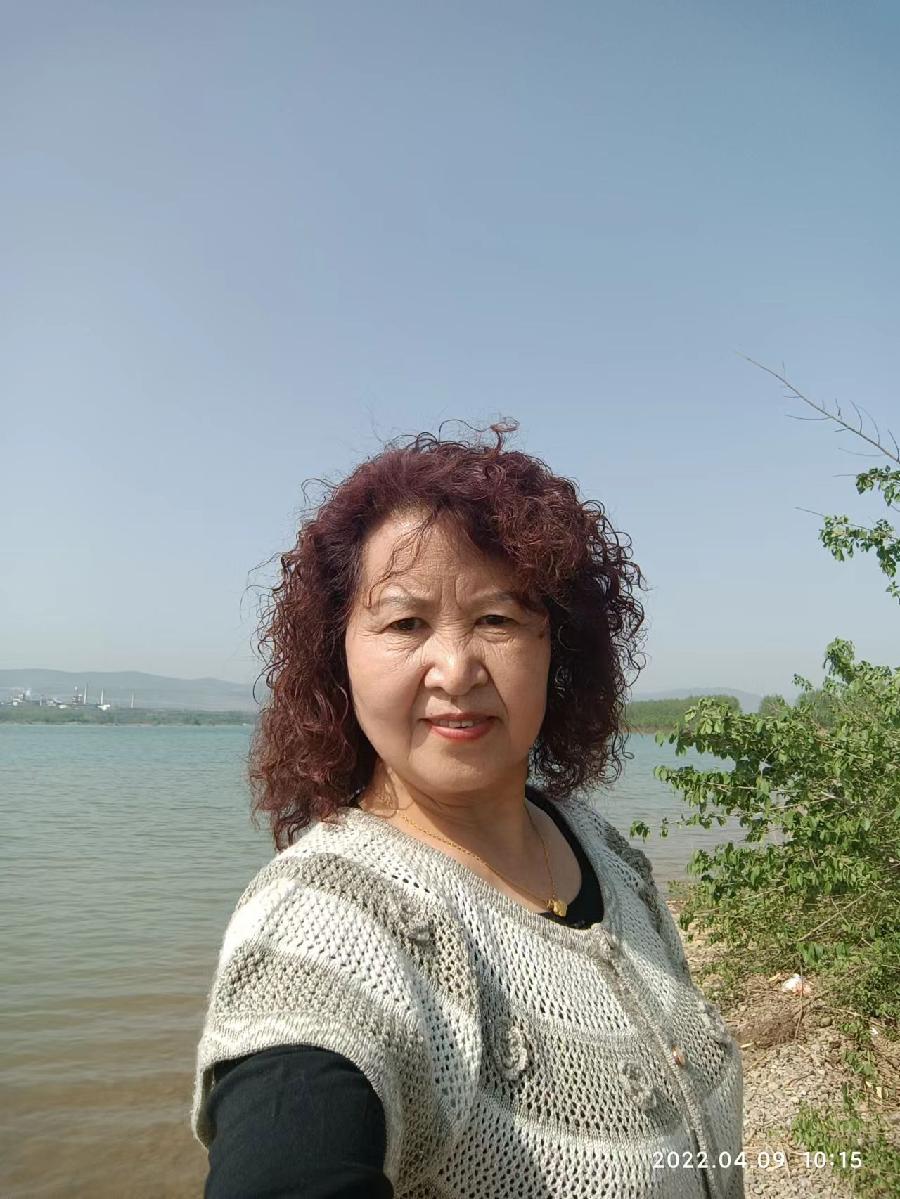 【雅诗总会】精美藏头诗★《莺歌燕舞》(外十二首)欣赏‖作者:白莲/腊梅（图18）