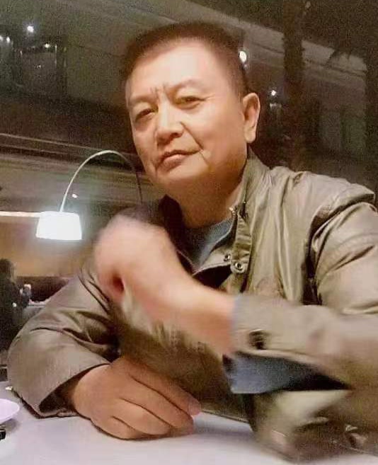 红叶煮酒老师的诗歌《写给凤凰古城》主播：雪绣冰绮 编辑：小鱼儿 【北疆文萃】（第52期）（图7）