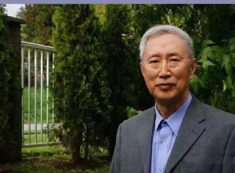 中英双语诵读：中文翻译·诵读盛坤（加拿大）｜海外头条（图6）