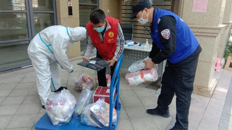 坚守防疫阵地 迎来花开疫散(图5)
