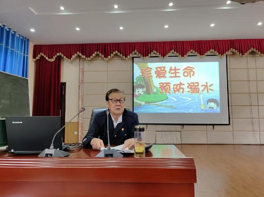东至大渡口镇:开展安全自护知识宣讲活动 护卫学生健康快乐成长(图3)