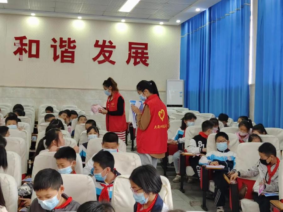 东至大渡口镇:开展安全自护知识宣讲活动 护卫学生健康快乐成长(图5)