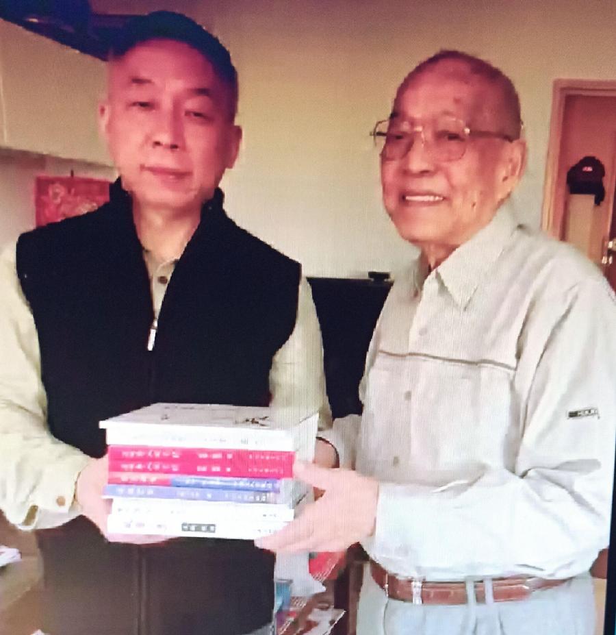 鈡诚,图书的忠诚护卫者 巴黎 陈湃【冰心文化传媒】(图4)
