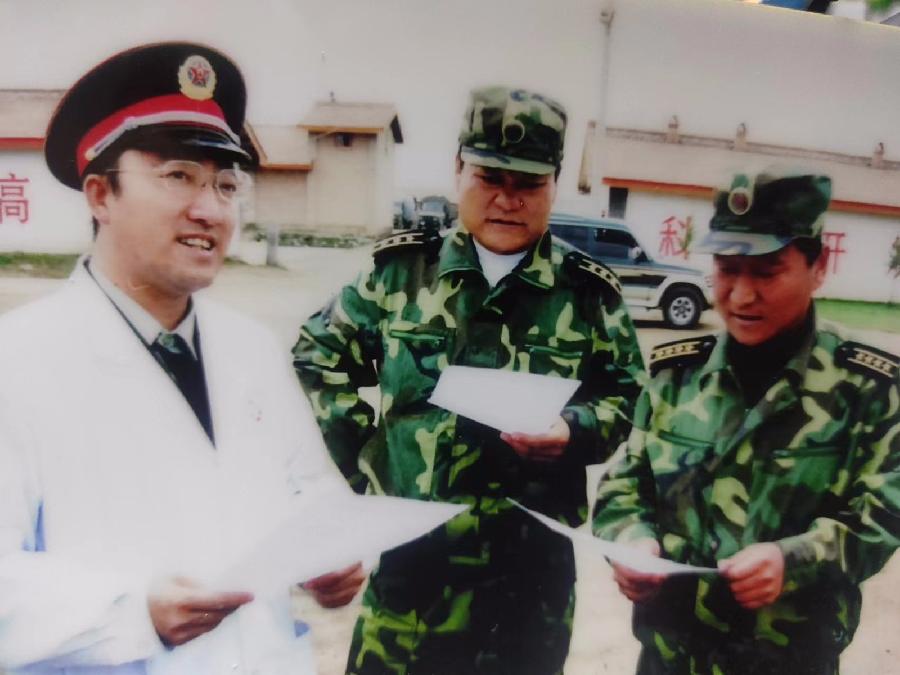 致五一劳动节:躬身杏林硕果香 作者:渝陇之子 京津沪头条